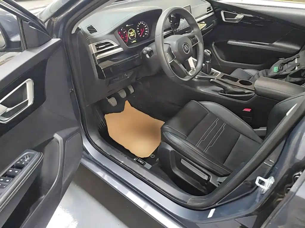 BYD Qin — миниатюра 23