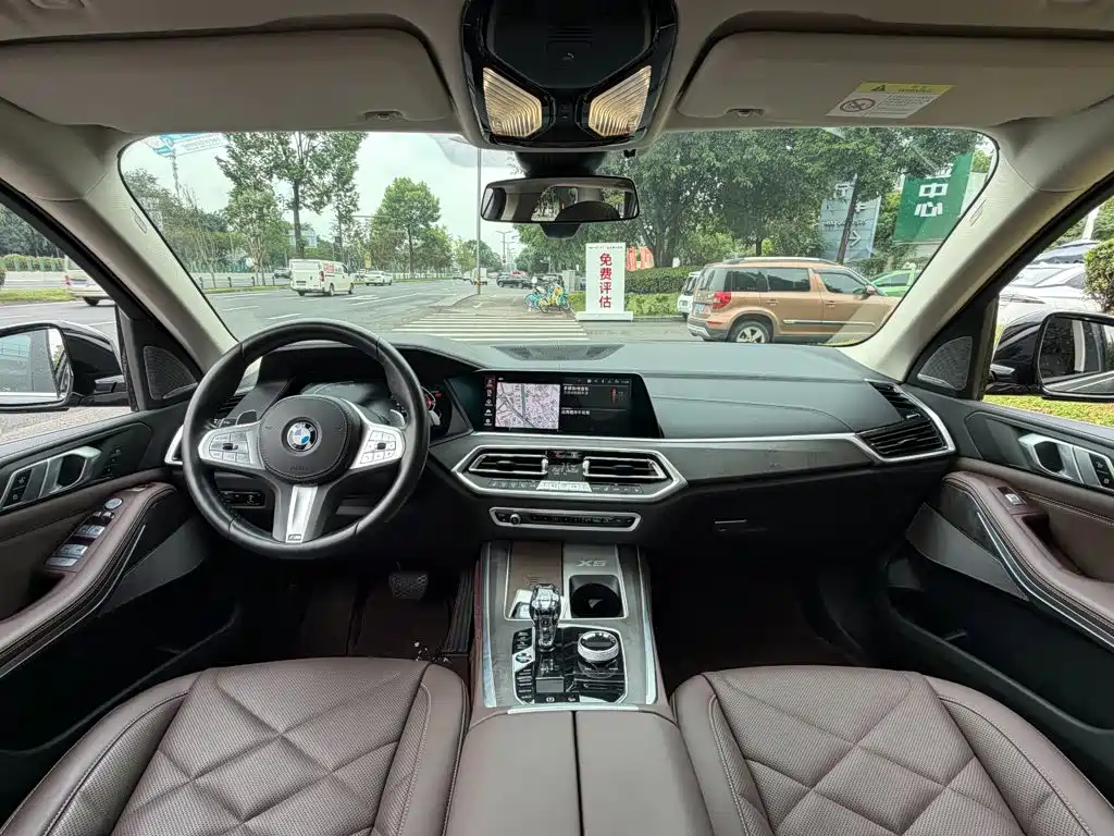 BMW X5 — миниатюра 13