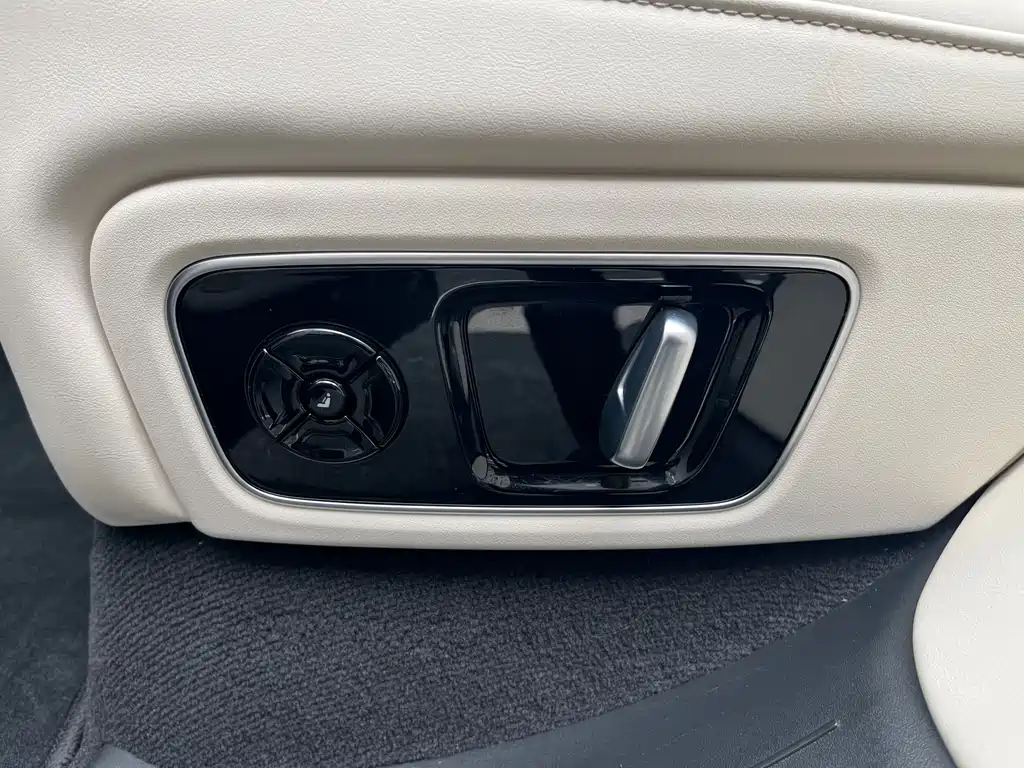 Li Auto Li L7 — миниатюра 12