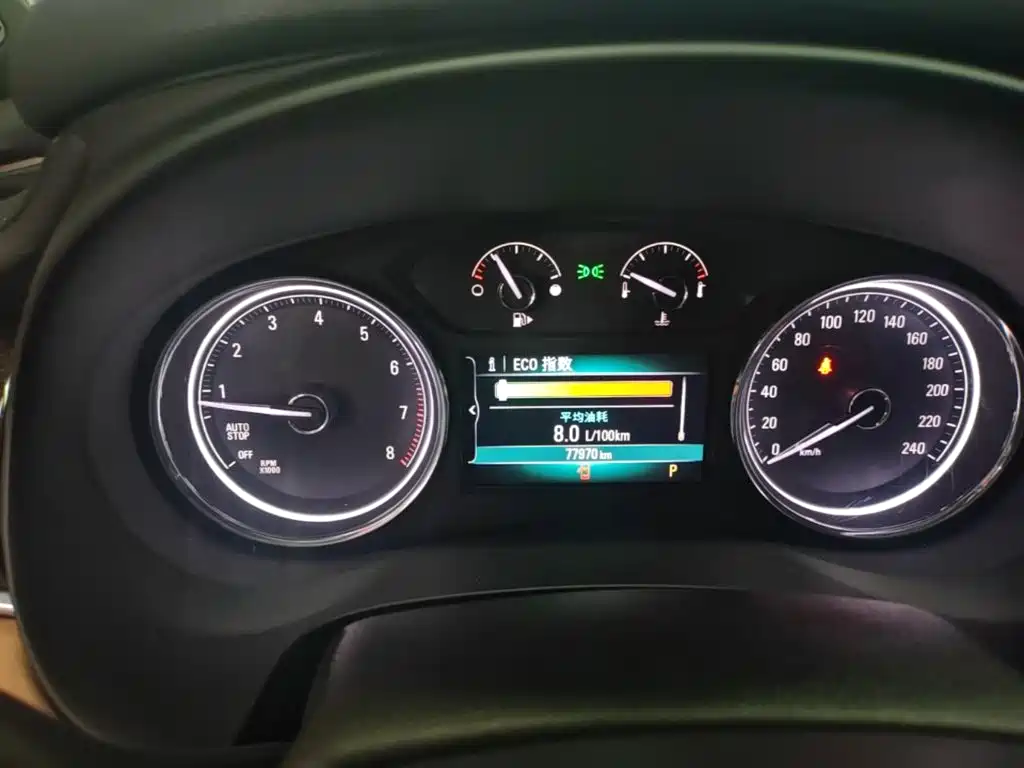 Buick LaCrosse — миниатюра 12
