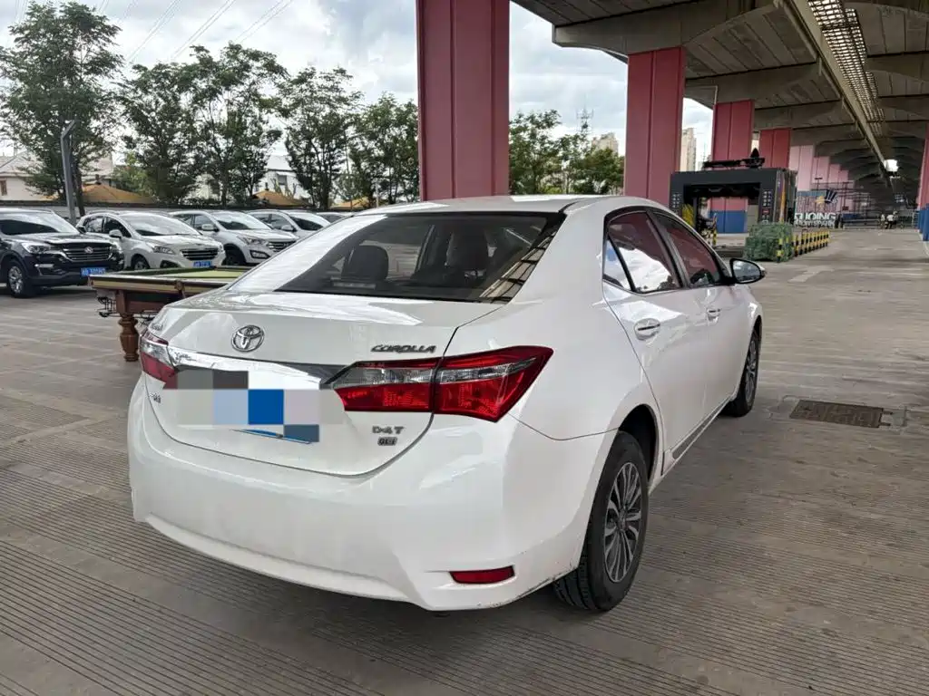 Toyota Corolla - фото 4