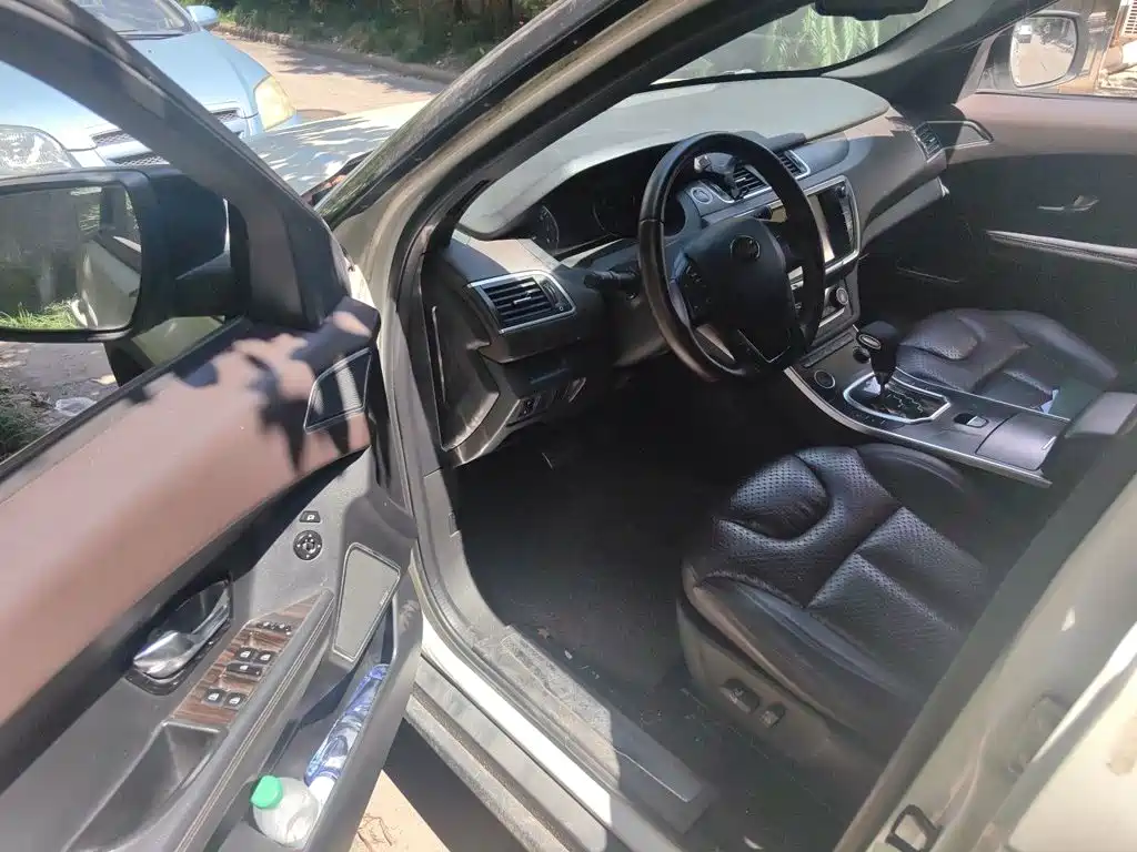 Landwind Landwind X7 — миниатюра 17