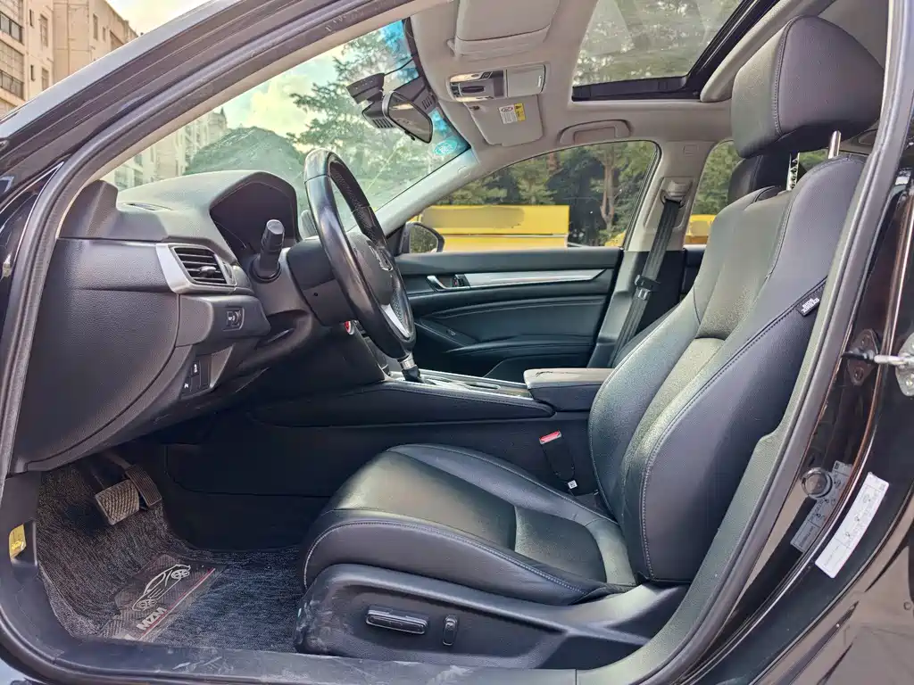 Honda Accord — миниатюра 4