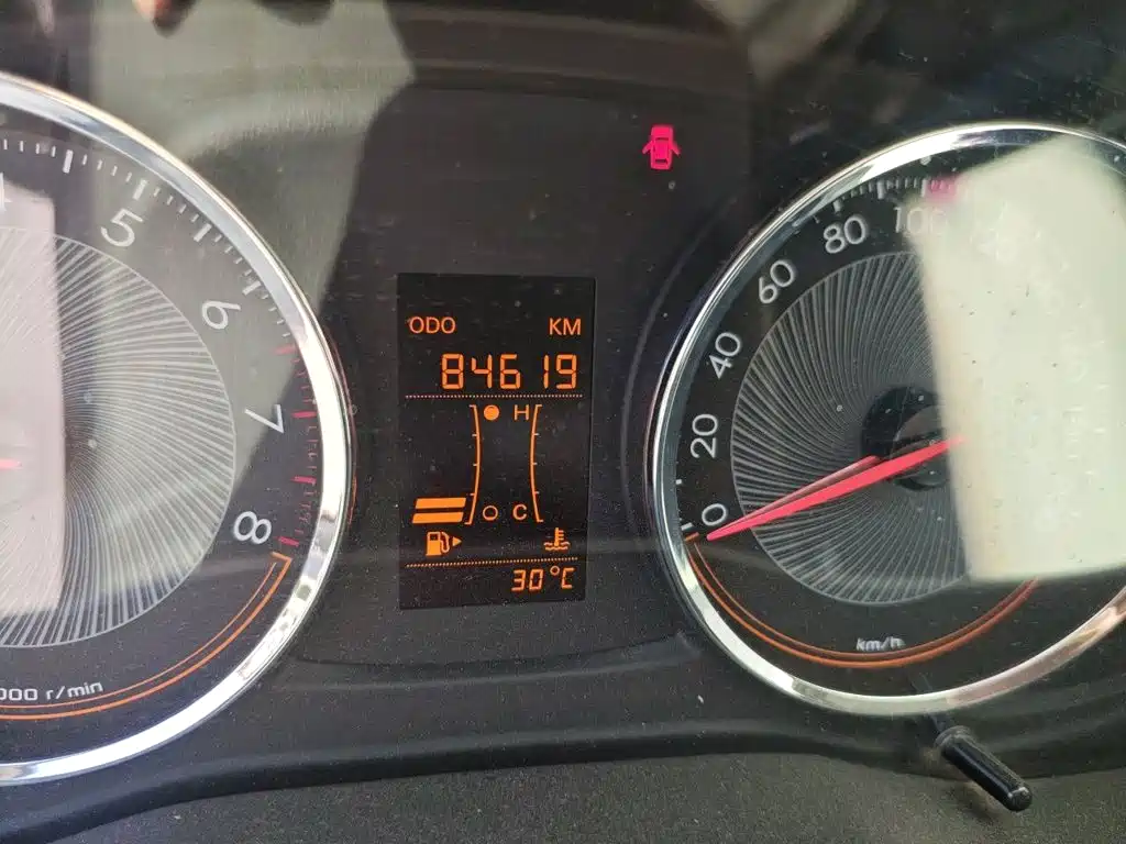 Chevrolet Sail — миниатюра 13