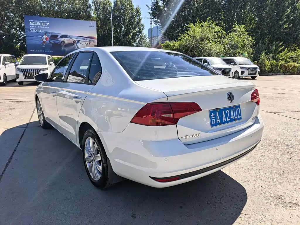 Volkswagen Bora — миниатюра 8
