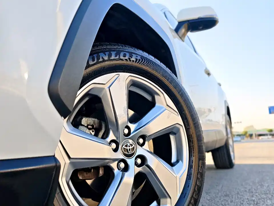 TOYOTA RAV4 RONGFANG