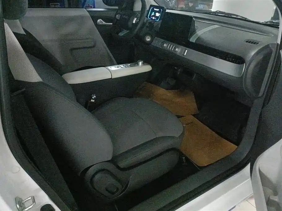 CHANGAN CHANGAN LUMIN