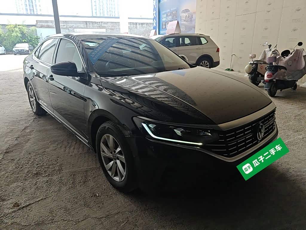 Volkswagen Passat 1.4 л 2025 г. Чёрный, пробег 48200 км