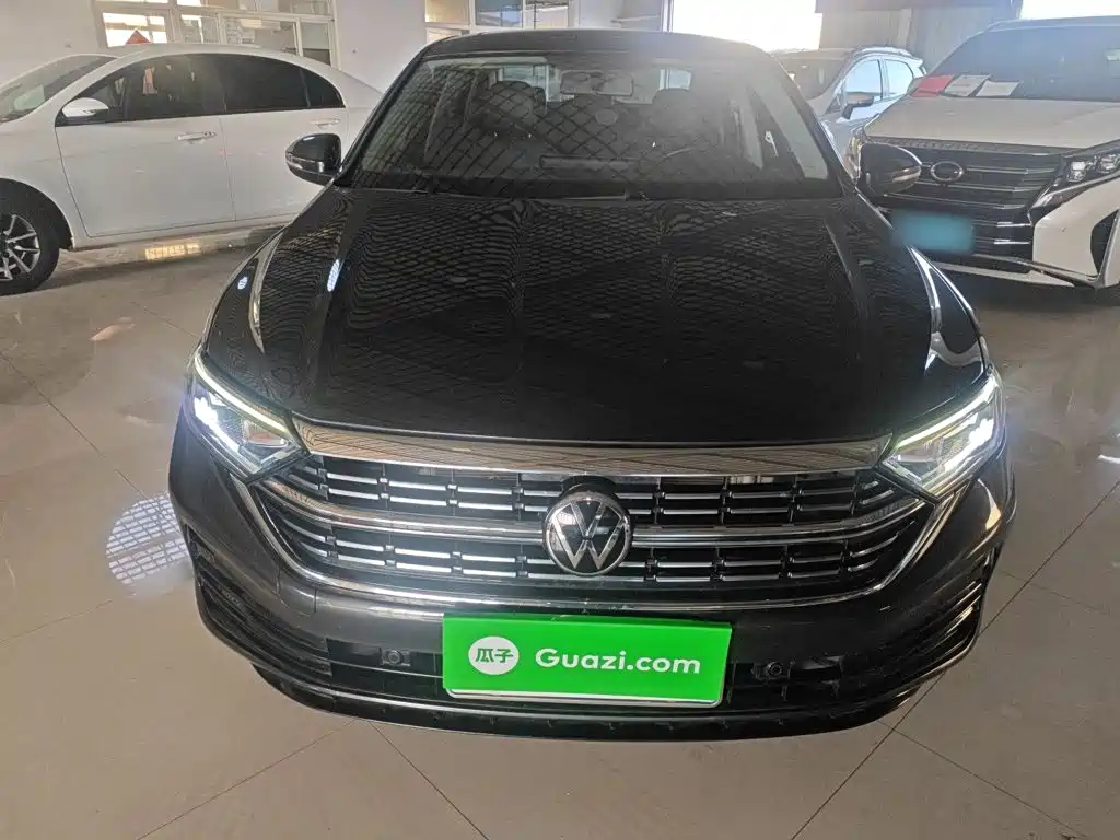 Volkswagen Sagitar — миниатюра 3