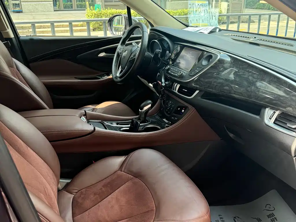 Buick Envision Plus — миниатюра 8