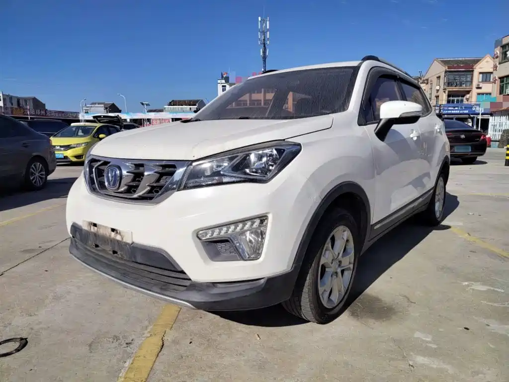 CHANGAN CS15