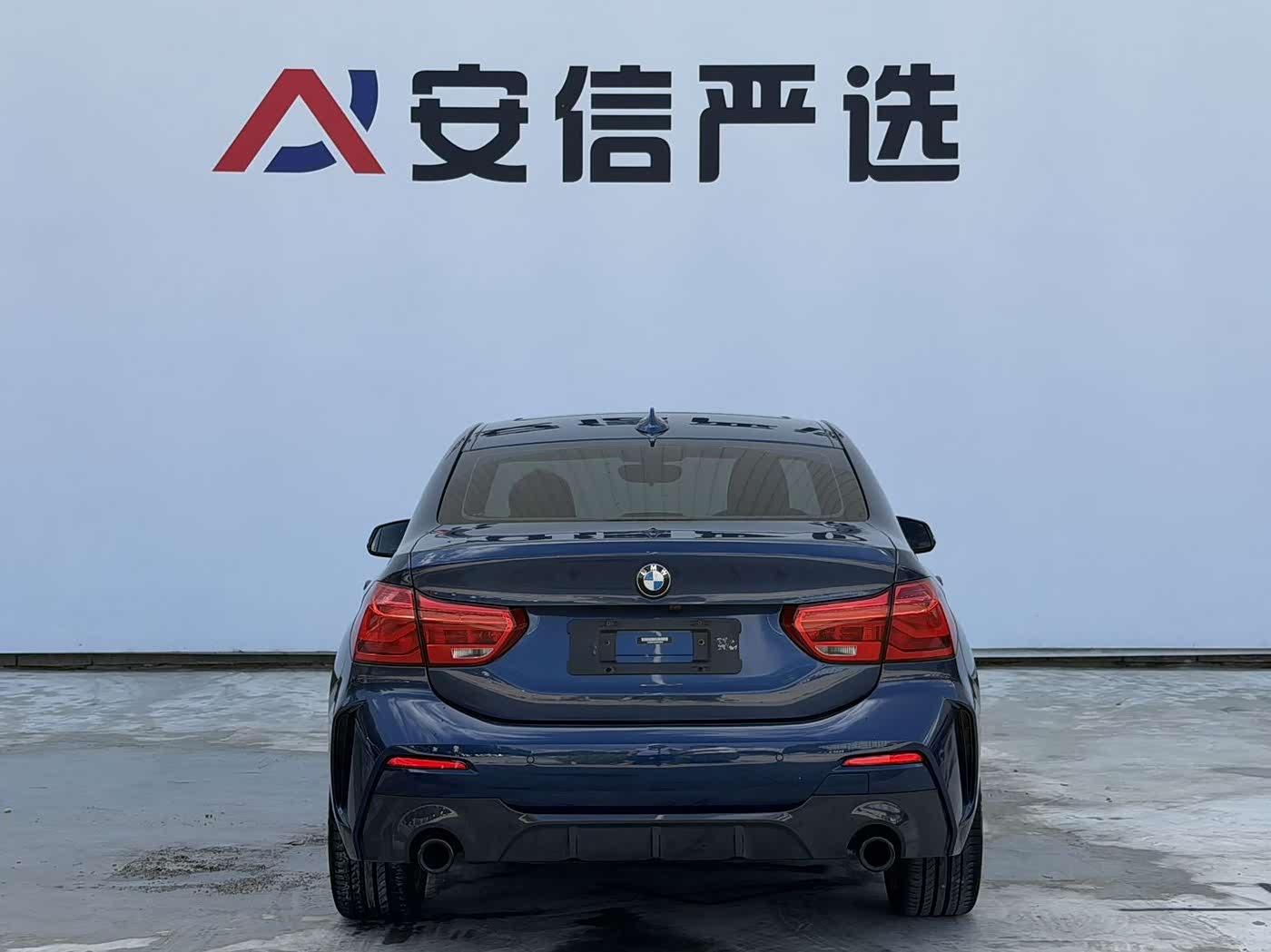 BMW 1 Series 1.5 л 2022 г. Голубой, пробег 37000 км