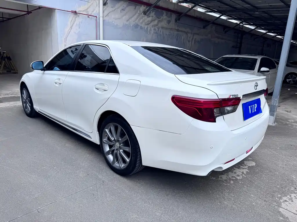 Toyota Reiz — миниатюра 29