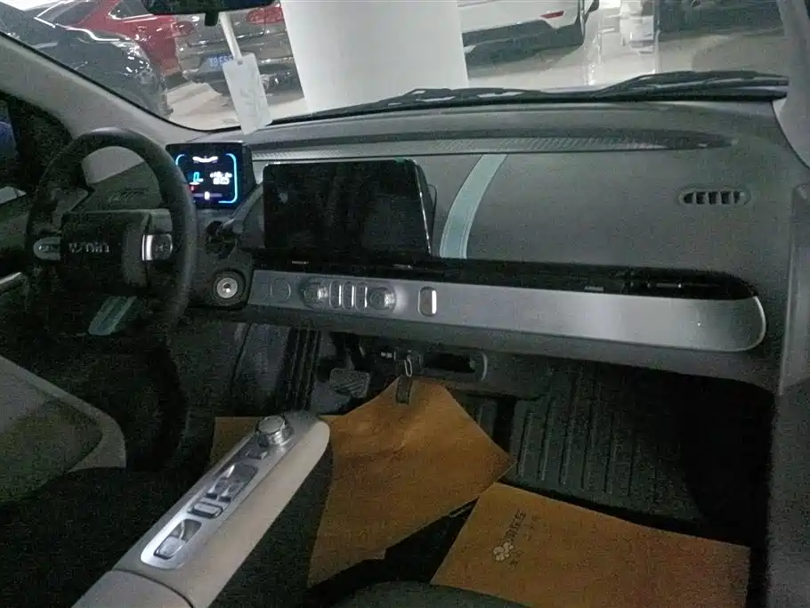 CHANGAN CHANGAN LUMIN