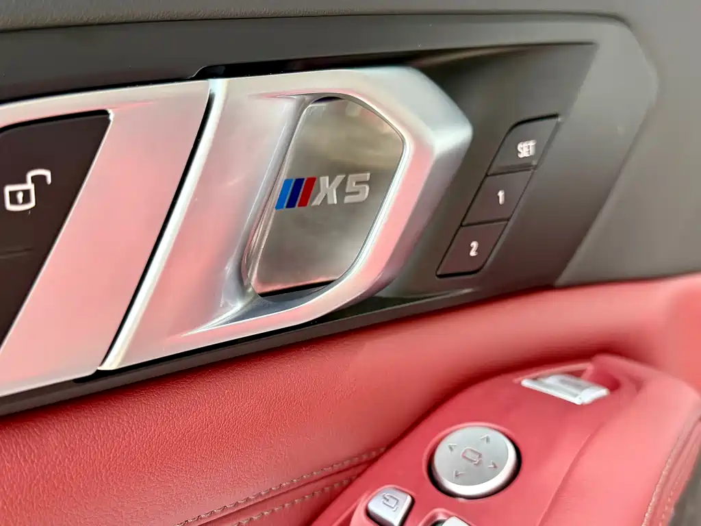 BMW X5 2025 xDrive 30Li Premium M Sport