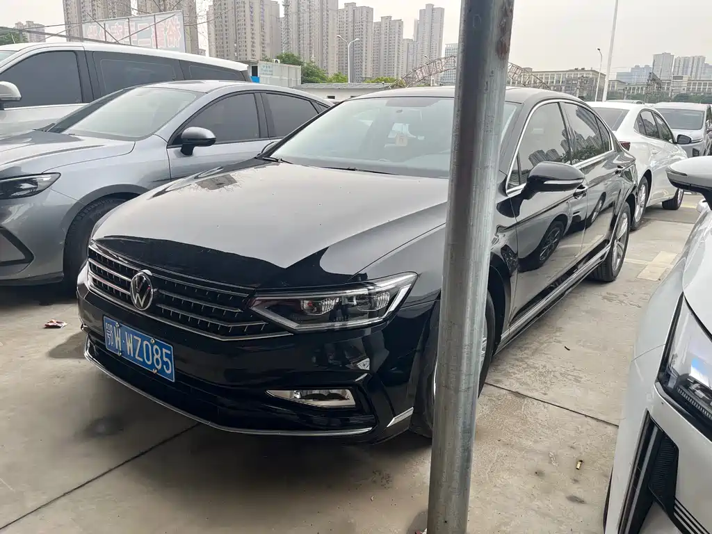 Купить Volkswagen Magotan