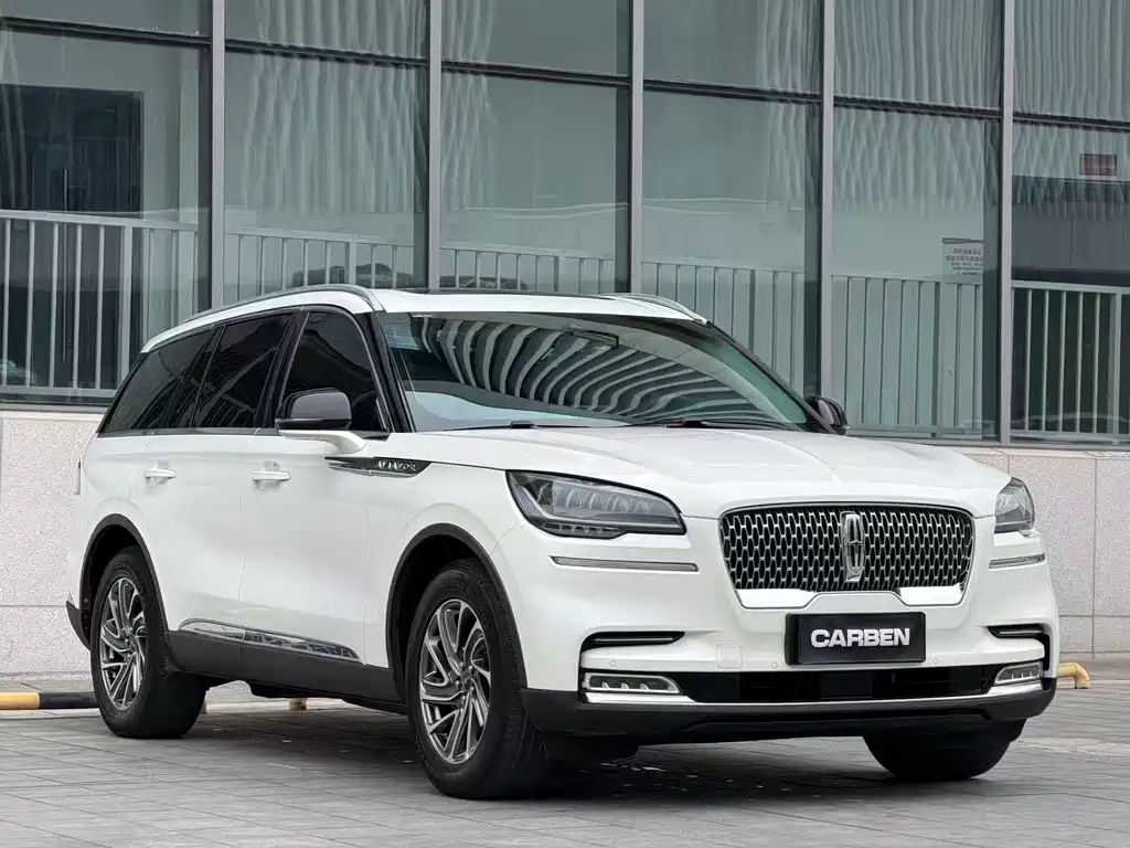 Lincoln Aviator — миниатюра 3