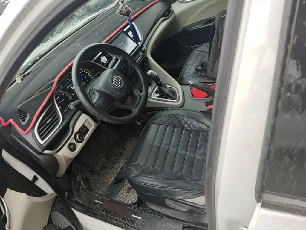 Buick Excelle — миниатюра 15