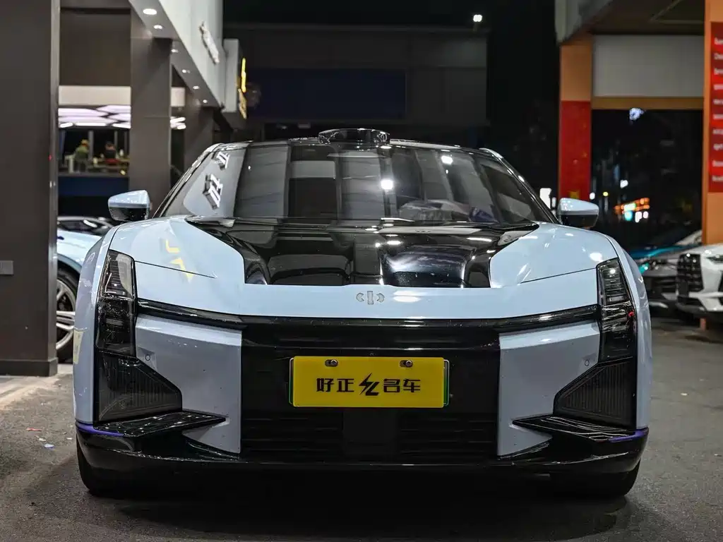 HiPhi HiPhi Z 2023 мест