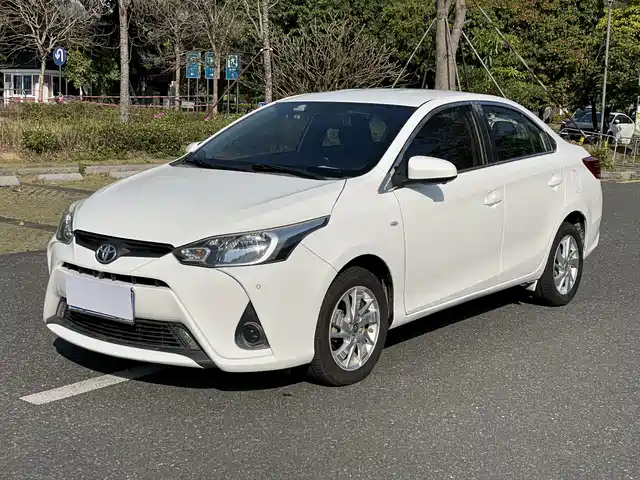 TOYOTA YARIS L TO ENJOY