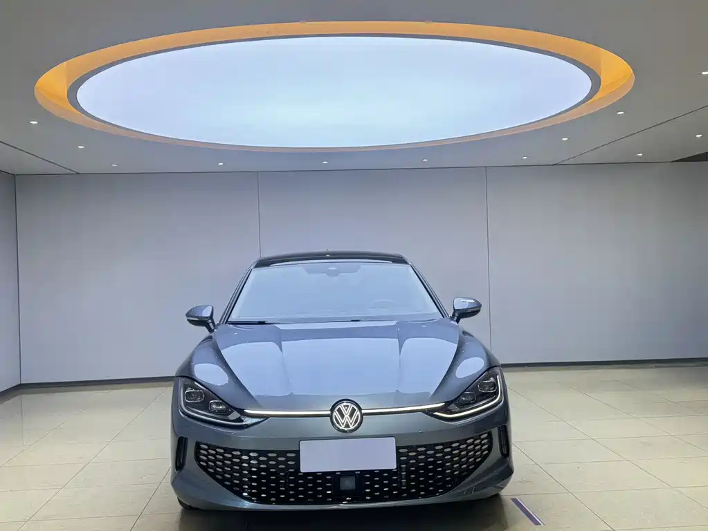 VOLKSWAGEN LINGDU