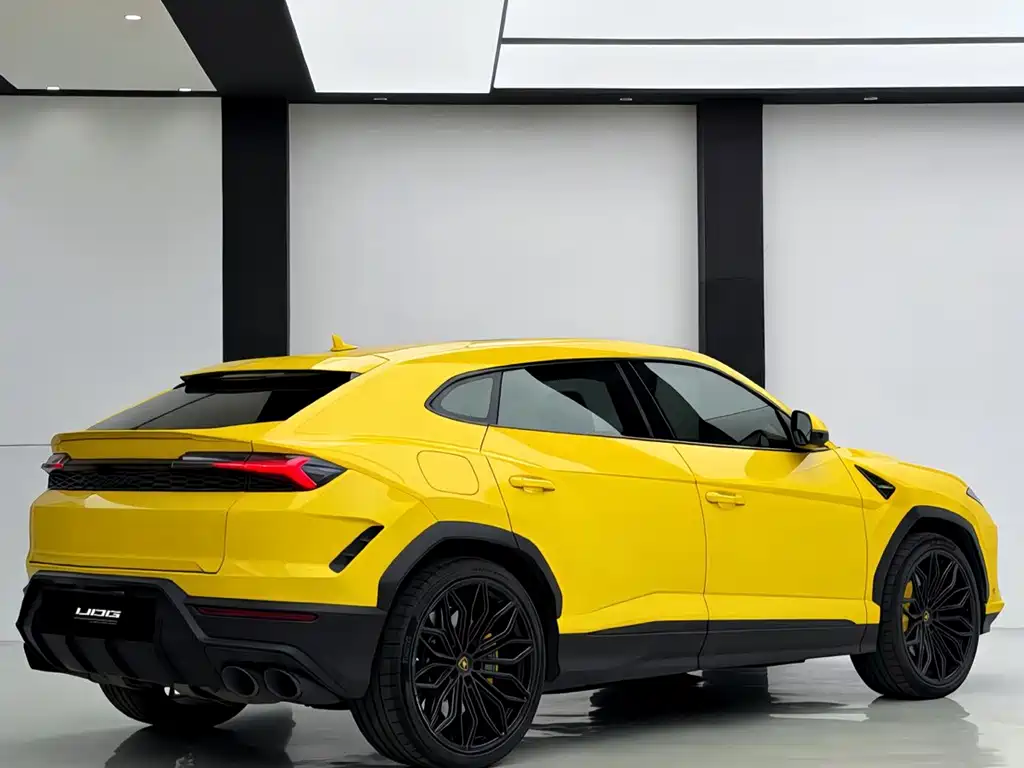 Lamborghini Urus SE 2025 4.0T Standard
