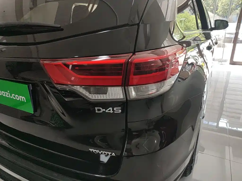 Toyota Highlander — миниатюра 8