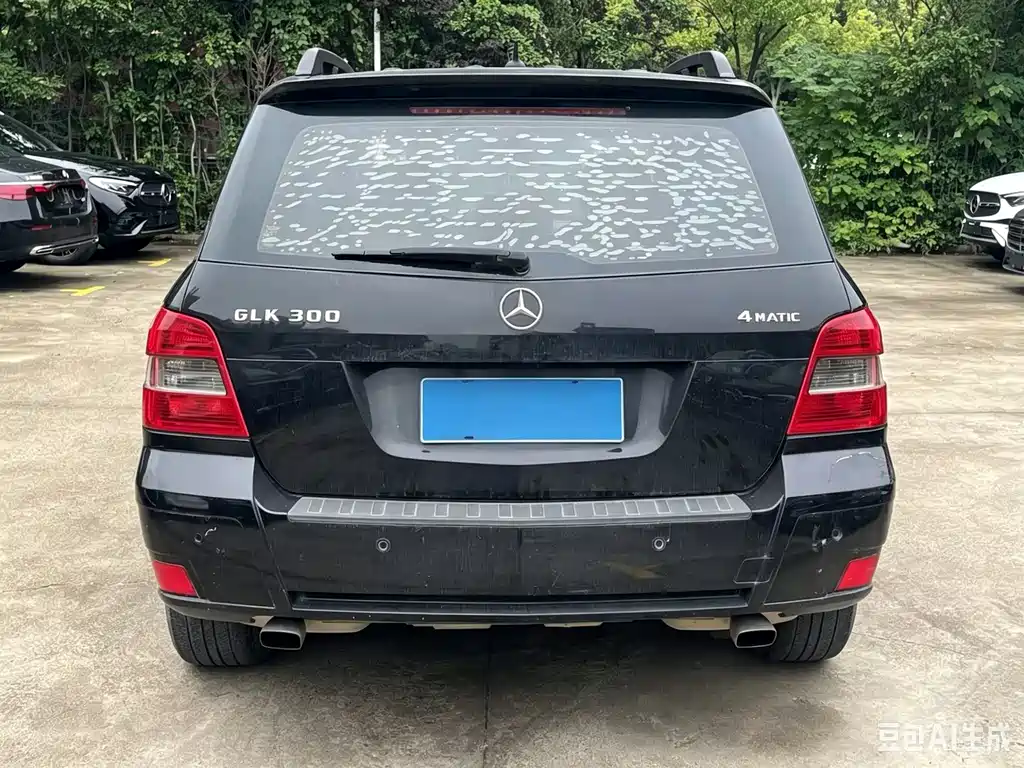 Mercedes-Benz GLK 2011 GLK 300 4MATIC