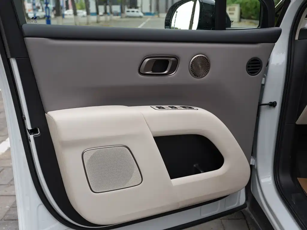 Li Auto Li i8 — миниатюра 12