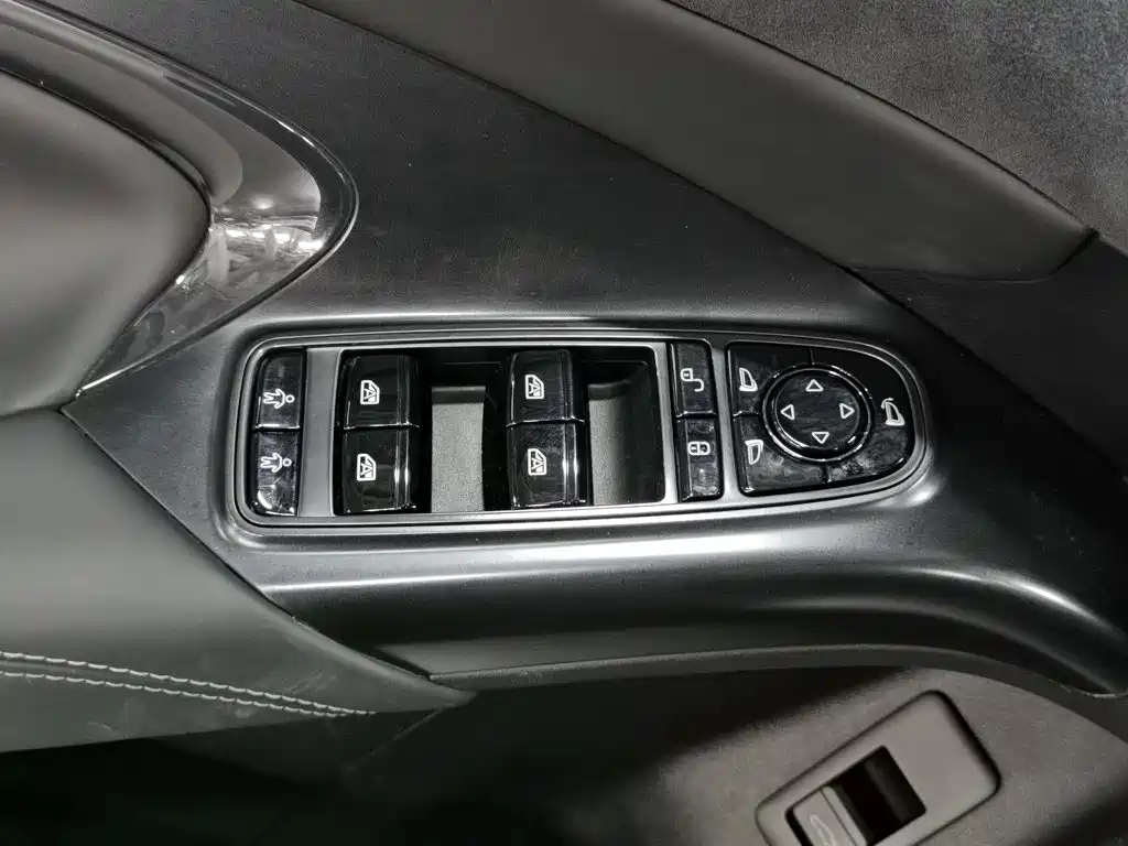 BYD Seal — миниатюра 9