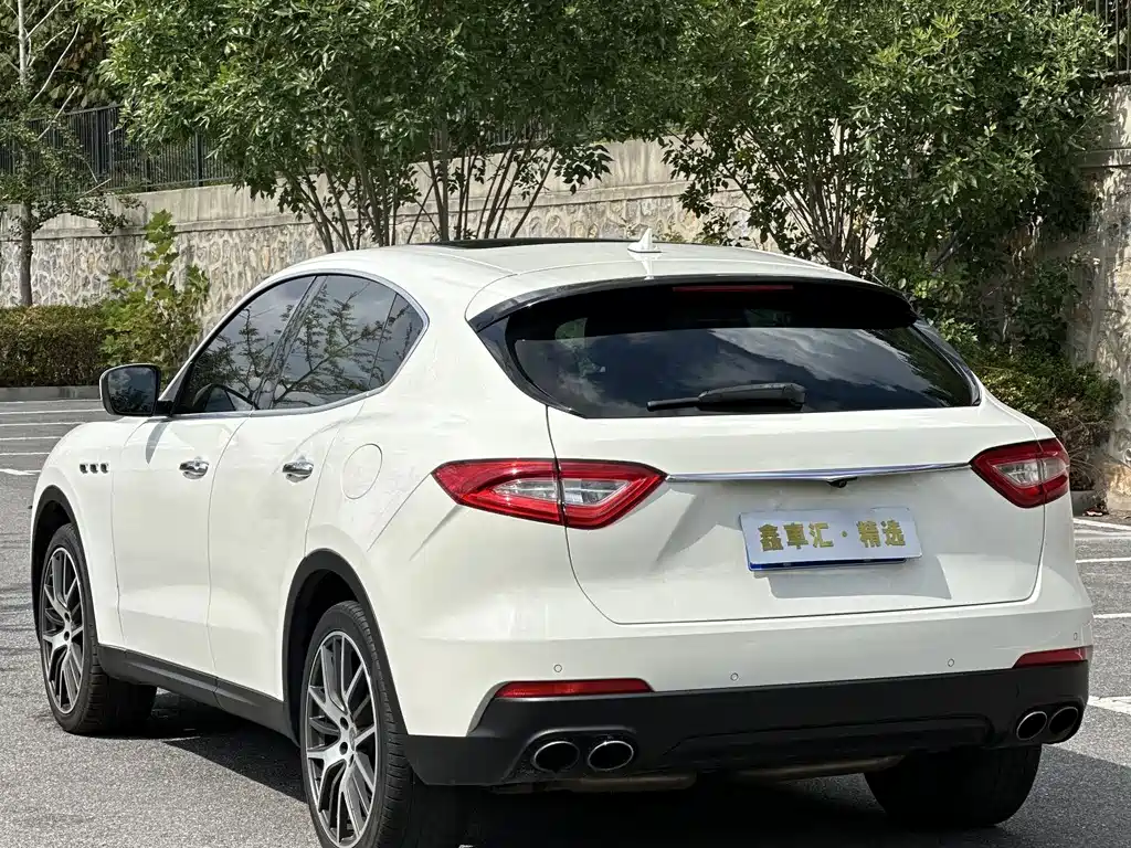 Maserati Levante — миниатюра 4