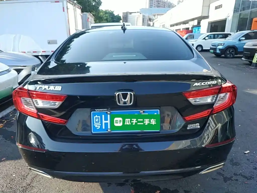 Honda Accord — миниатюра 6