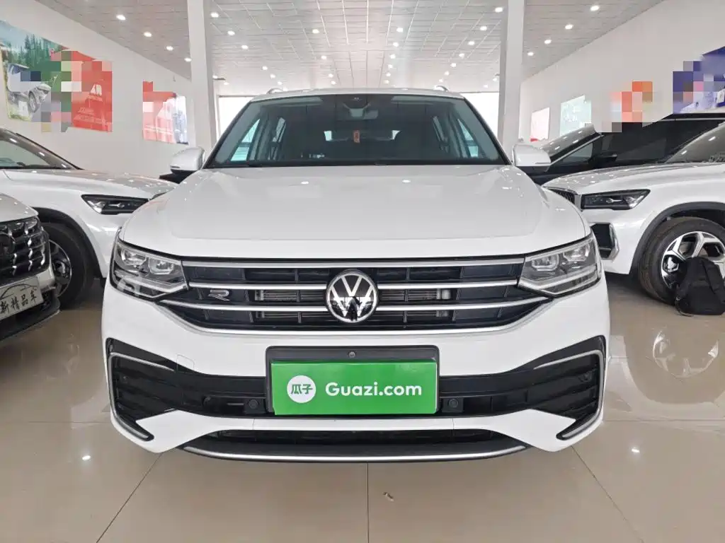 Volkswagen Tiguan L 2023 — фото 3