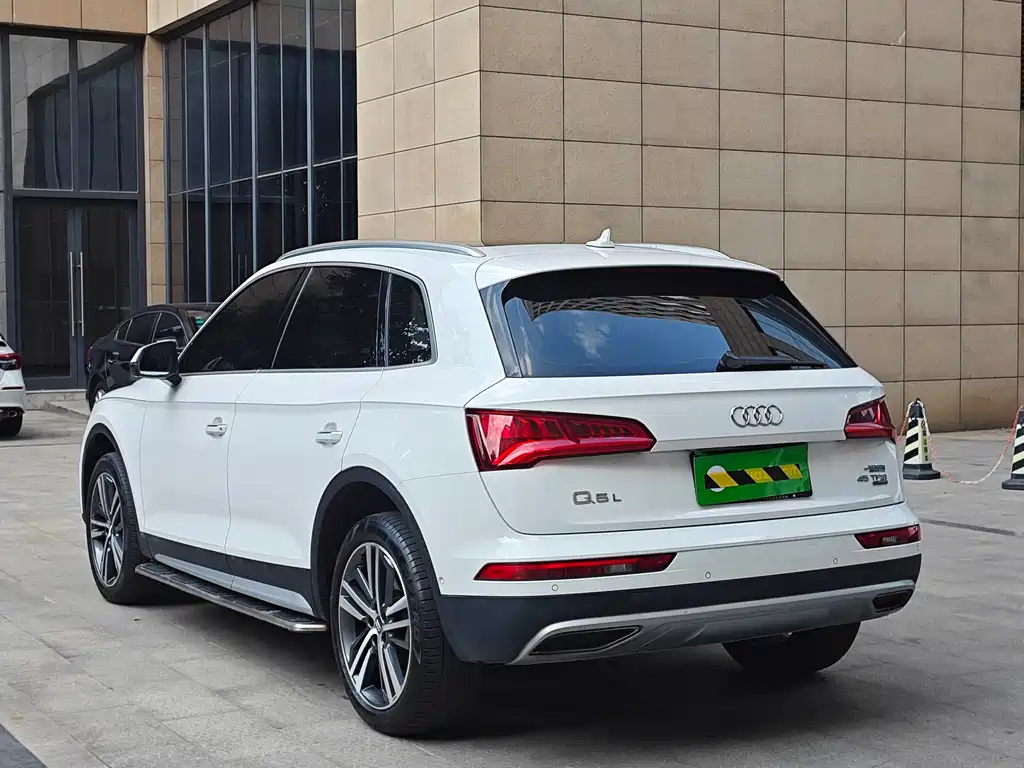 Audi Q5L 2020 45 TFSI Premium Fashion