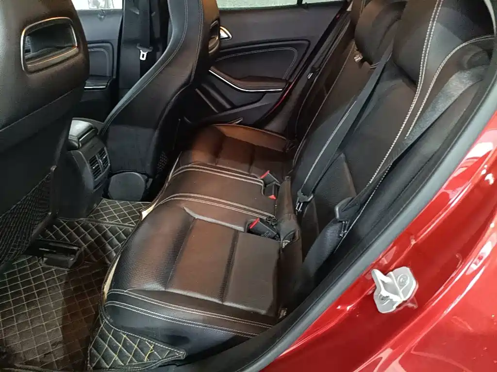Mercedes-Benz GLA — миниатюра 17