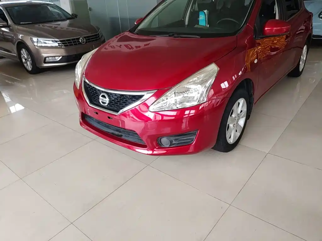 Nissan Tiida — миниатюра 24