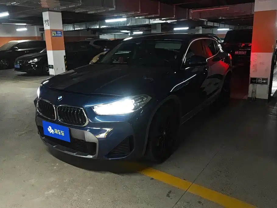 BMW X2