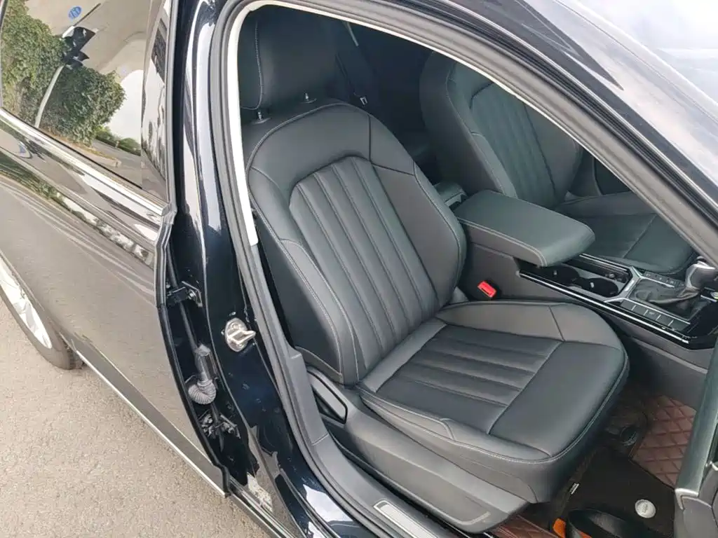 Volkswagen Passat PHEV — миниатюра 25