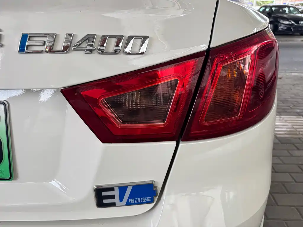 BAIC New Energy EU — миниатюра 6