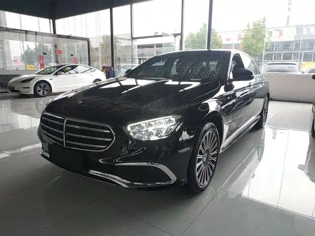 MERCEDES-BENZ  E CLASS