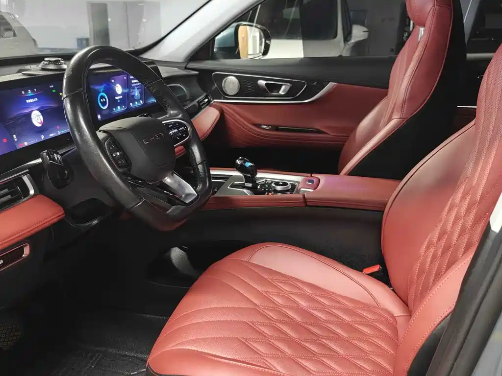 Chery 7 PLUS 2023 1.6TGDI DCT Luxury