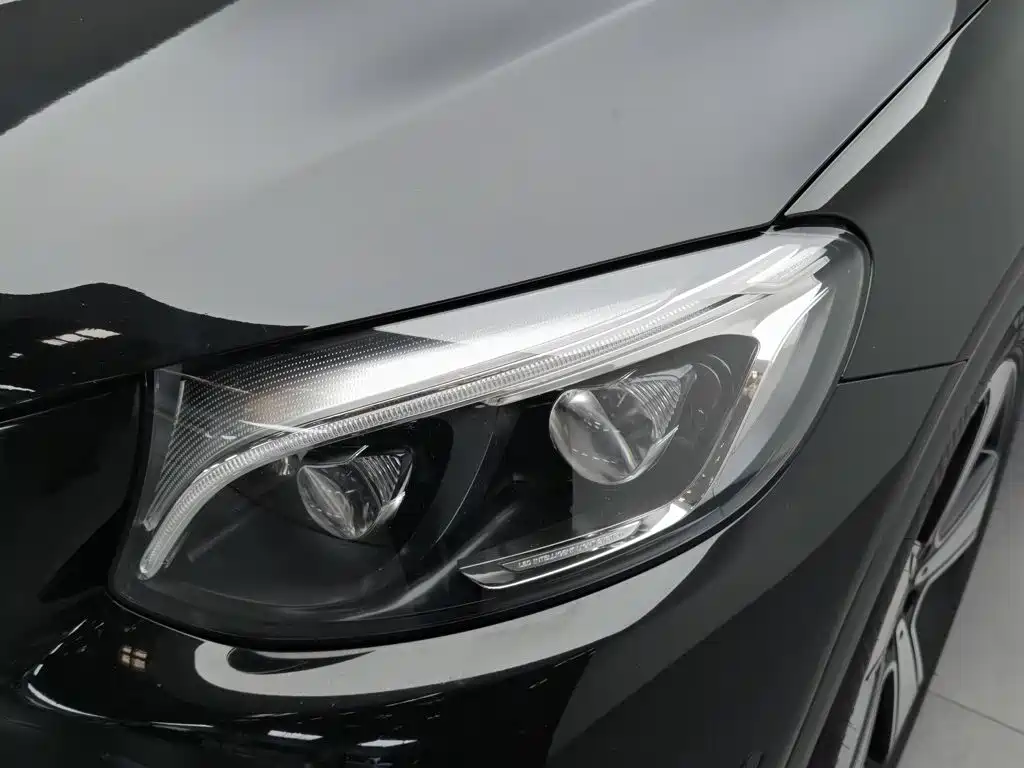 Mercedes-Benz GLC — миниатюра 7