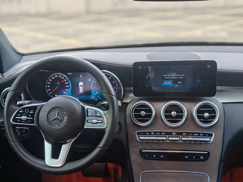 Mercedes-Benz GLC — миниатюра 8