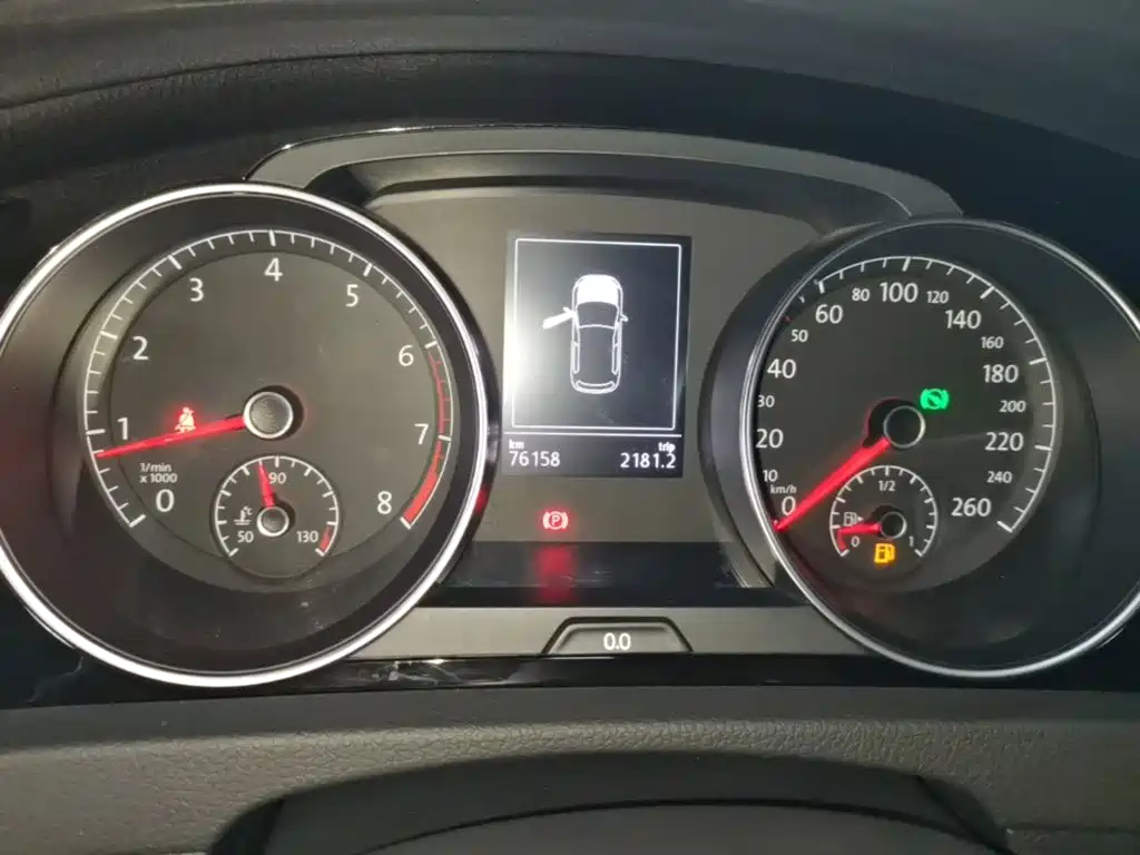 Volkswagen Golf — миниатюра 12