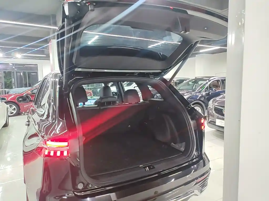 Geely Xingyue L — миниатюра 19