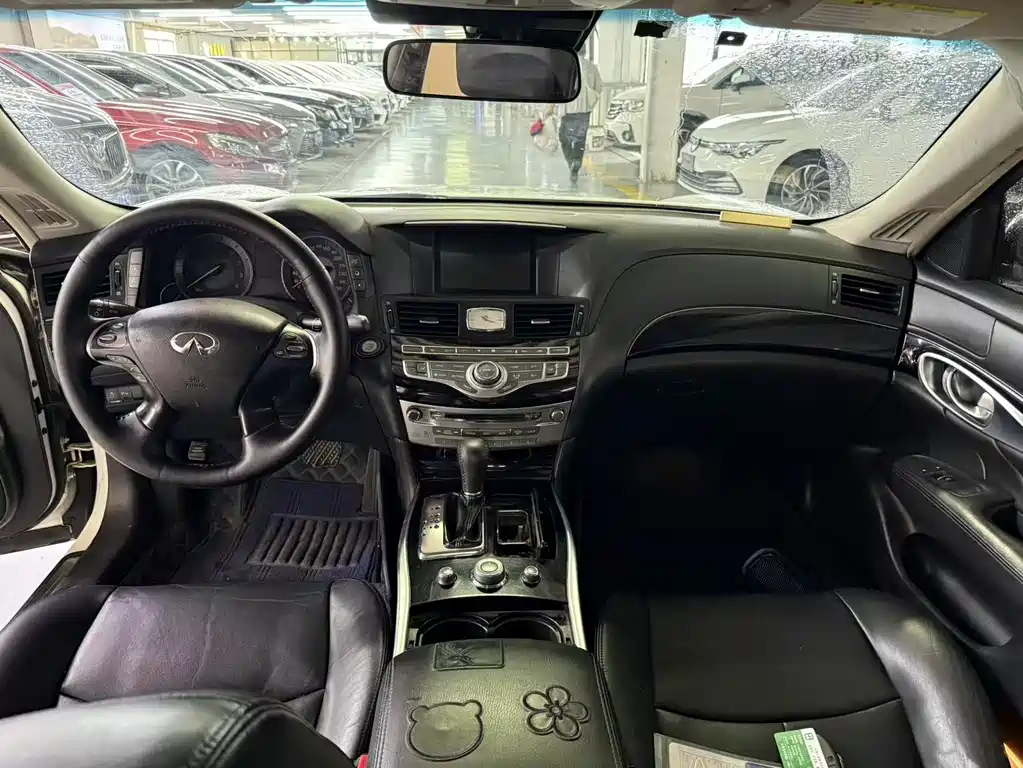 Infiniti Q70 2015 Q70L 2.5L Elite