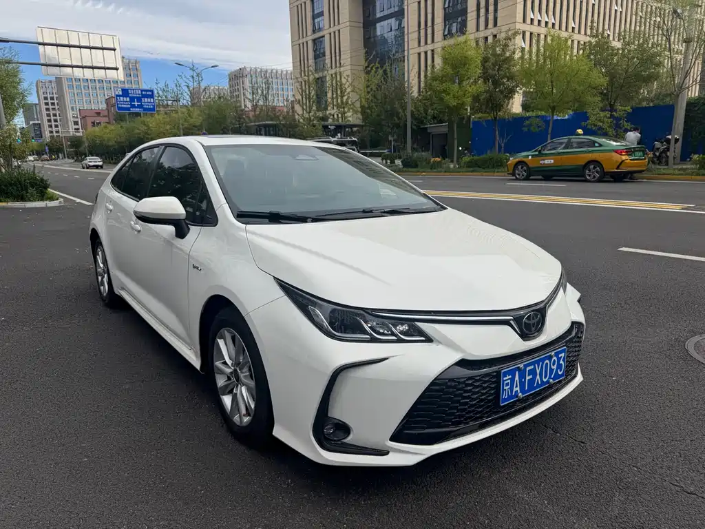 Toyota Corolla — миниатюра 3