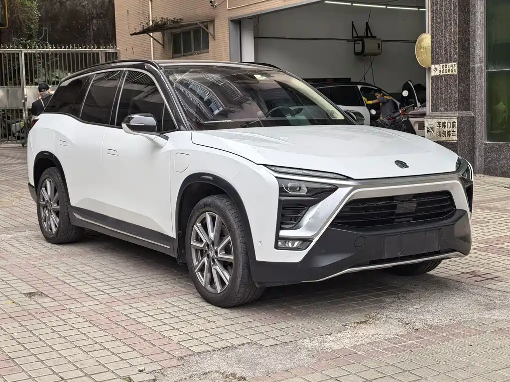 NIO NIO ES8