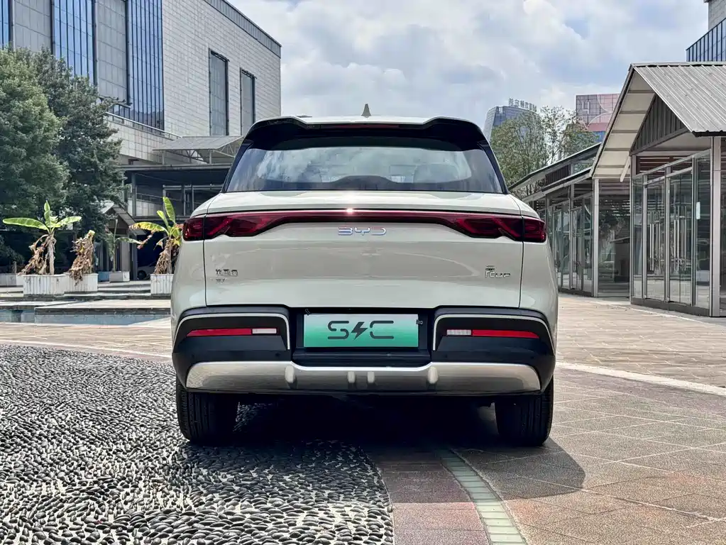 BYD Yuan UP — миниатюра 17