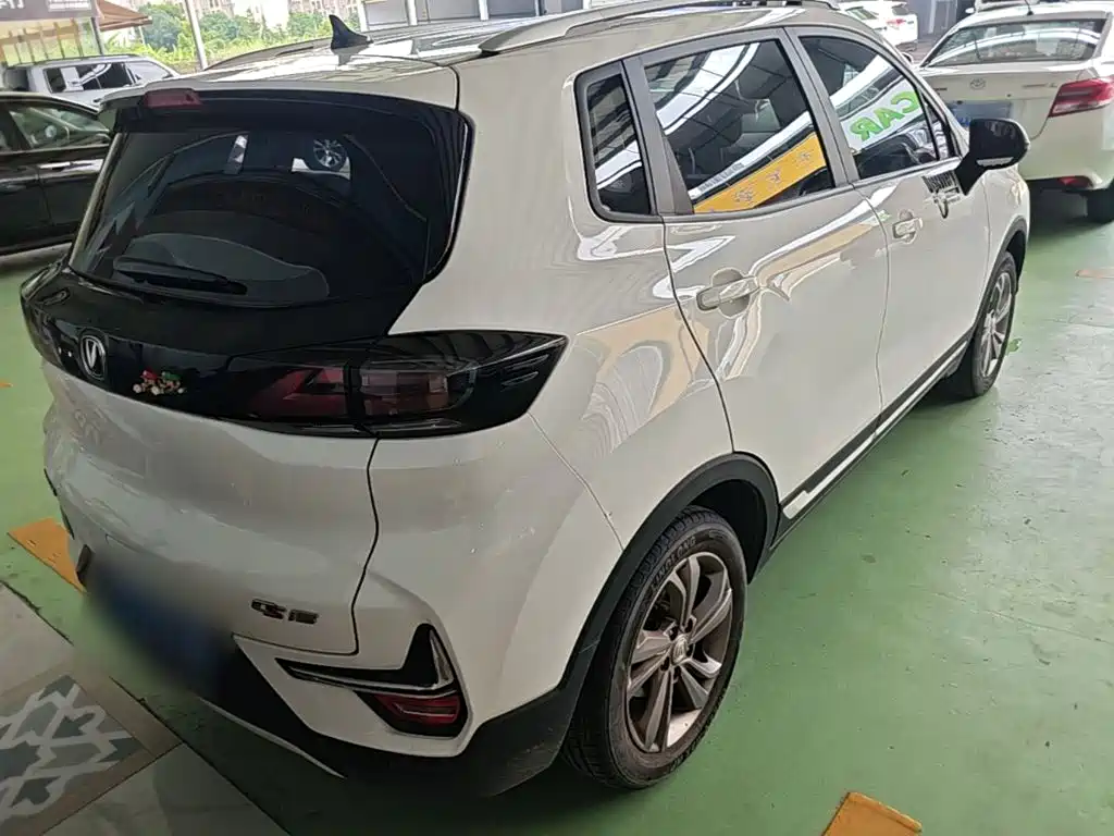 Changan CS15 — миниатюра 7